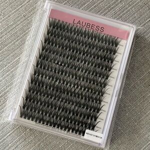 Individual Lash Clusters by Laubess